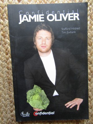 CONFIDENTIAL.JAMIE OLIVER - STAFFORD HILDRED , TIM EWBANK , 2009 foto