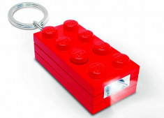 Breloc cu lanterna LEGO caramida rosie (LGL-KE5-R) foto