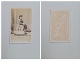 Fotografie de colectie CDV Atelier Carl Herberth, Doamna eleganta in rochie cu crinolina, Wien, Viena, Austria, Austro-Ungaria, ca. 1860