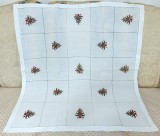 Fata de masa Vintage din bumbac cu broderie manuala in cruciulite - Braduti de Craciun