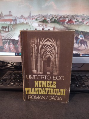 Umberto Eco, Numele trandafirului, editura Dacia, Cluj Napoca 1984, 184 foto