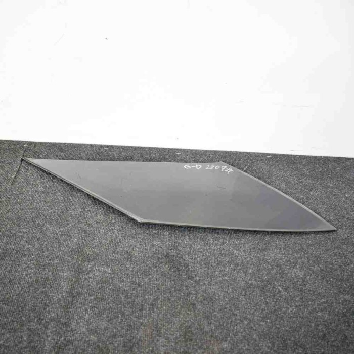 Geam lateral dreapta spate CITRO&Euml;N C4 Picasso II 2015 OEM: MPV | 3430917