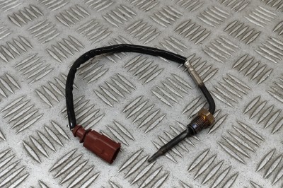 Senzor de temperatură gaze de eșapament AUDI Q7 4M 2021 OEM: 4M0906088AM 31639705 foto