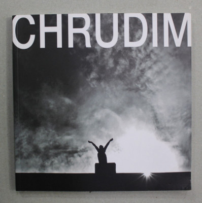 CHRUDIM - FROM THE CENTER OF THE OUTSKIRTS , ALBUM DE FOTOGRAFIE , TEXT IN LIMBILE ENGLEZA SI CEHA , 2010 , PREZINTA HALOURI DE APA foto