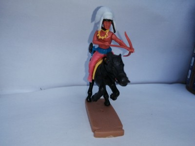 bnk jc Plasty - Vestul salbatic - indian calare - cu arc foto