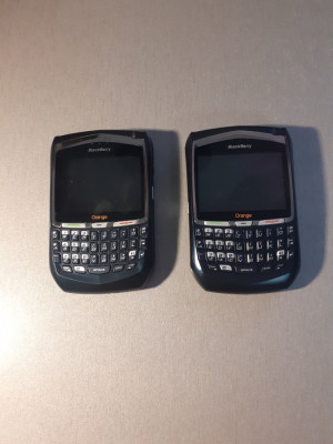 2 telefoane Blackberry 8700, defecte foto