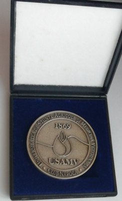 QW2 8 - Medalie - Universitatea de stiinte agricole si medIcina vet Cluj 140 ani foto