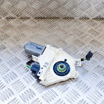 Motor macara geam ușă dreapta față AUDI A6 Avant 4F5, C6 2006 OEM: 4F0959802D,1101-997008-201,4F0971687A,977272 10751034 foto