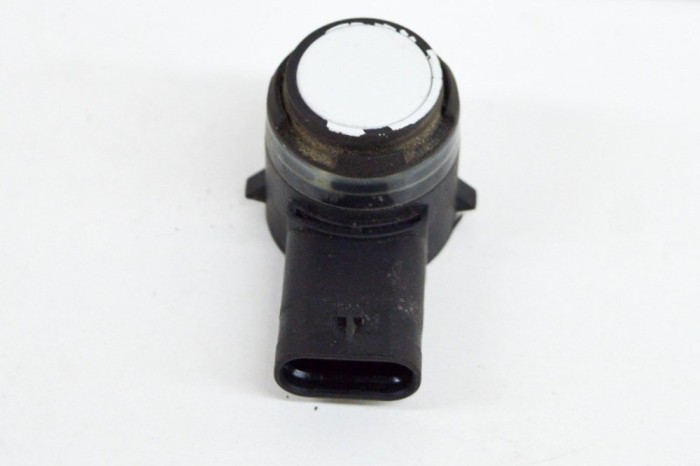 Senzor de parcare spate VW GOLF VII 5G1, BQ1, BE1, BE2 2014 OEM: 5Q0919275,303274 17148286