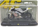 Macheta motocicleta 2007 Yamaha YZR-M1 valencia *valentino rossi* 1/18