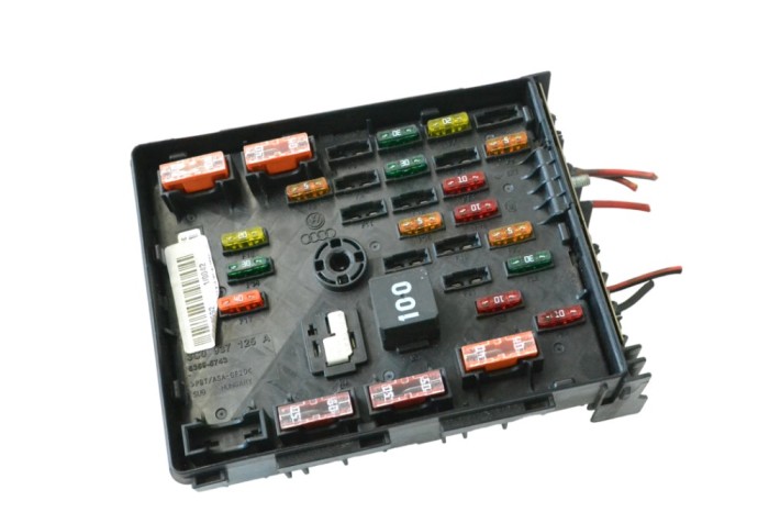 Panou de siguranțe VW PASSAT Variant B7 365 2012 OEM: 3C0937125A,63595743 | 20813587