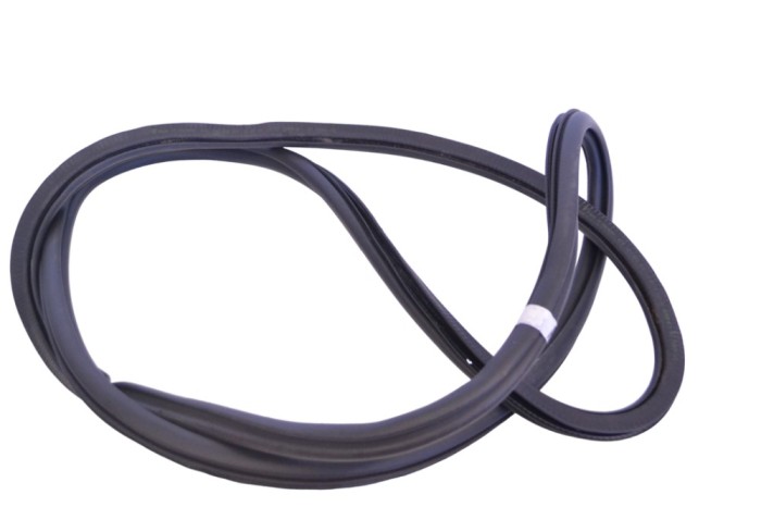 Garnitura ușă dreapta față PORSCHE CAYENNE 9Y0/9Y3 2020 OEM: 9Y3831721 | 17994931