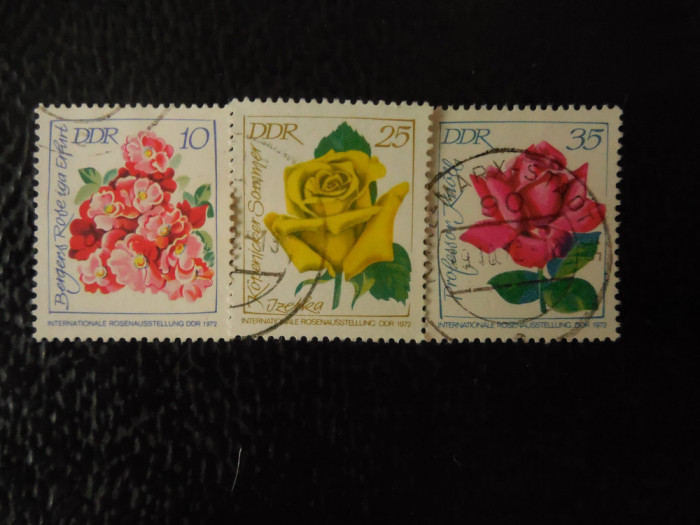 Serie timbre flora flori trandafiri plante Germania DDR stampilate