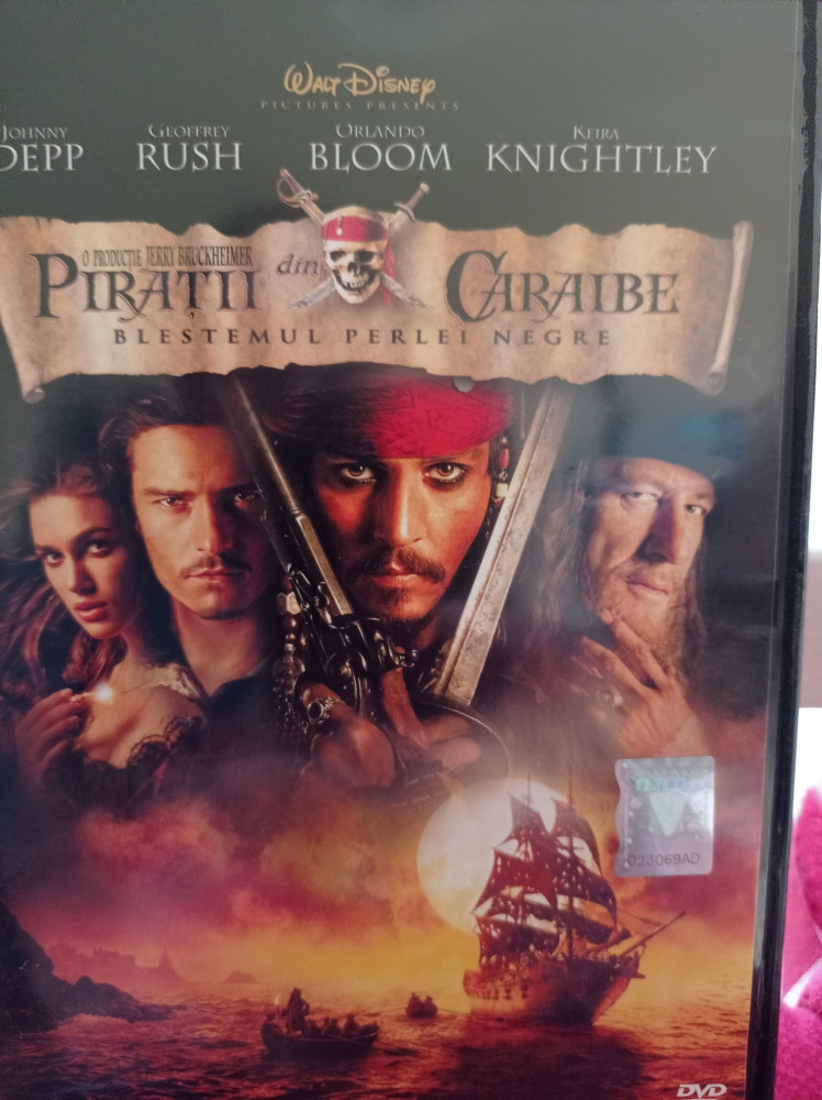 DVD - Piratii din Caraibe - Blestemul Perlei Negre - romana | arhiva  Okazii.ro