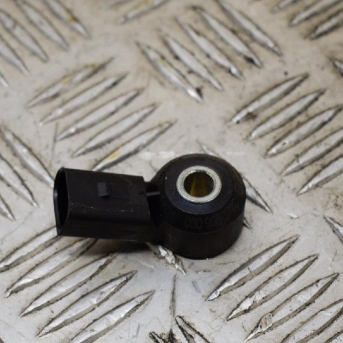 Senzor de detonație motor VW PASSAT B6 3C2 2010 OEM: 030905377C 2825484