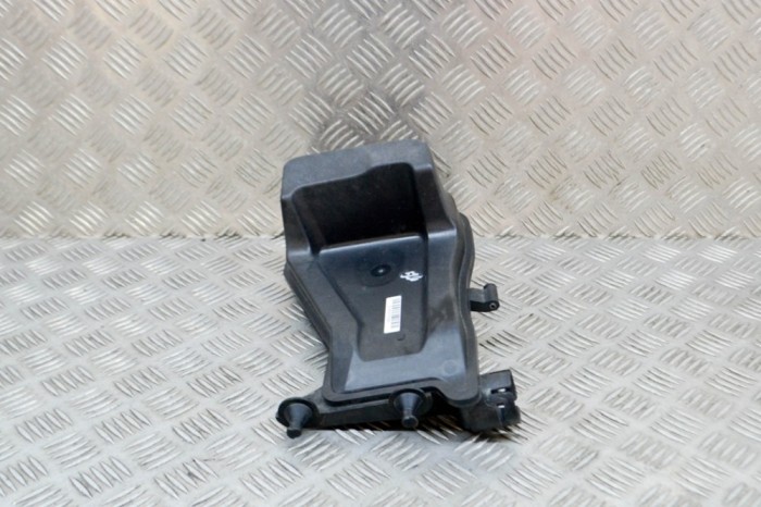 Rezonator de admisie BMW X3 G01, F97 2017 OEM: 8583592 14623306