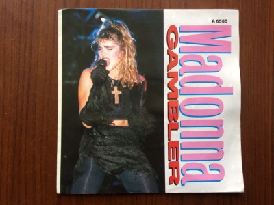 madonna gambler / black &amp;#039;n blue nature of the beach disc single 7&amp;quot; vinyl muzica synth pop geffen records 1985 VG+ foto