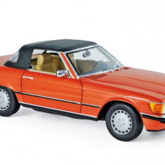 Macheta auto MERCEDES-Benz 300 SL portocaliu (1986), 1:18 Norev