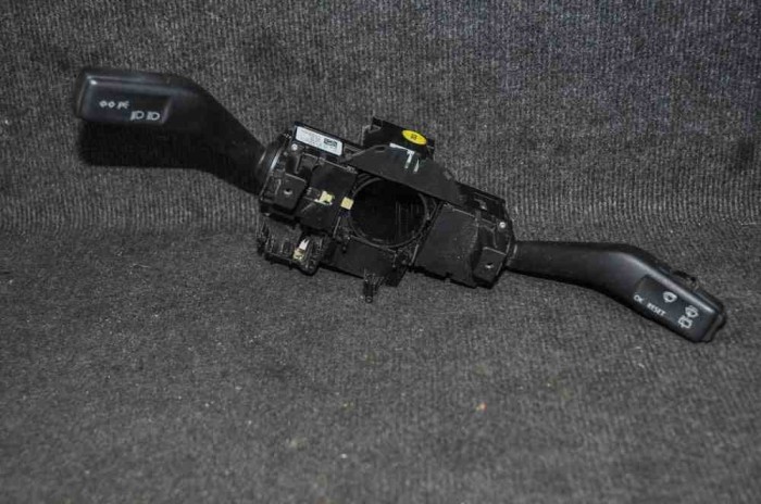Maneta semnalizare ștergătoare VW PASSAT B6 3C2 2009 OEM: 3C9953513A,3C9953507A