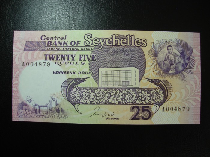 SEYCHELLES 25 RUPII UNC