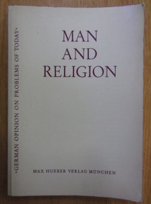 Man and Religion foto