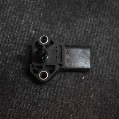 Senzor MAP VW PASSAT B5 3B3 2003 OEM: 038906051C,0281002401 1457390 foto