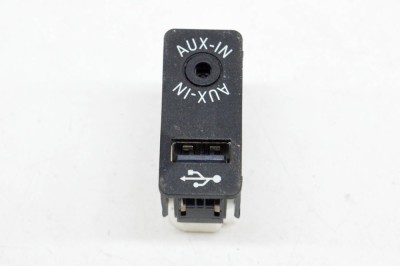 Port USB/AUX-In BMW 2 Coupe F22, F87 2014 OEM: 9229246 13909802 foto