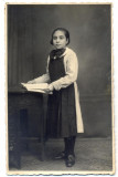 AD 1717 C.P.VECHE - MADLEN IN STUDIO DE EPOCA- 1937- FOTO MARCULESCU- MAGIARIAN