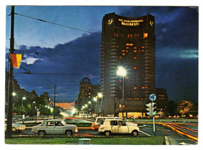 BUCURESTI HOTEL INTERCONTINENTAL DACIA 1100 AUTO FOTO D F DUMITRU foto