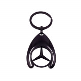 Cumpara ieftin Breloc de chei IdeallStore, Black Mercedes, 7.5 cm, metal, negru