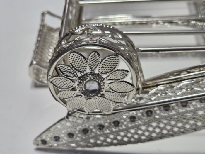 Superba tava vintage argintie