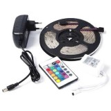 Banda LED cu silicon , cod 5050,Color RGB , cu telecomanda si alimentator, lungime 5 M