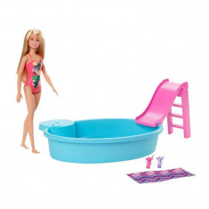 Set papusa Barbie cu piscina foto