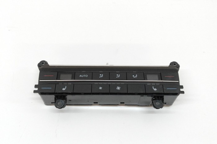 Modul de climatizare VW TOUAREG CR7 2023 OEM: 760907049G,5HB013179 30908187
