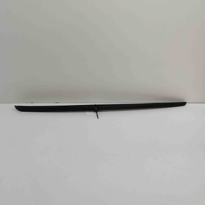 Ornament vertical parbriz st&amp;acirc;nga AUDI A4 8W2, B9 2018 OEM: 8W0854327C foto