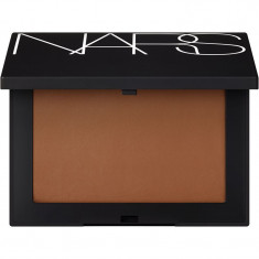 NARS Light Reflecting SETTING POWDER - PRESSED pudra de fixare culoare NAMIBIA 10 g