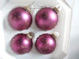 Lot 4 globuri de sticla vechi vintage Made in Germany, Craciun, cca 6cm diametru, roz cu auriu