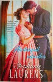 Anotimpul Iubirilor - Stephanie Laurens, Roman de Dragoste