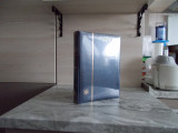 Clasor coperta moale albastru COMFORT 32 file/64 pagini negre banda PVC
