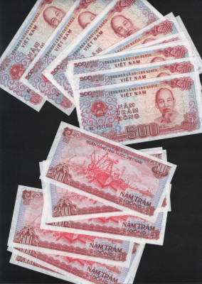 Vietnam 500 dong 1988 unc pret pe bucata foto