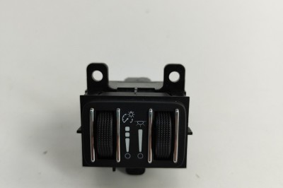 Buton de reglare intensitate luminoasă planșa de bord MASERATI QUATTROPORTE VI 2014 OEM: 68141052AC,10094190 29367473 foto