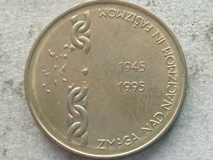 SLOVENIA-5 TOLARJEV 1995 ( Victory over Nacism and Fascism)