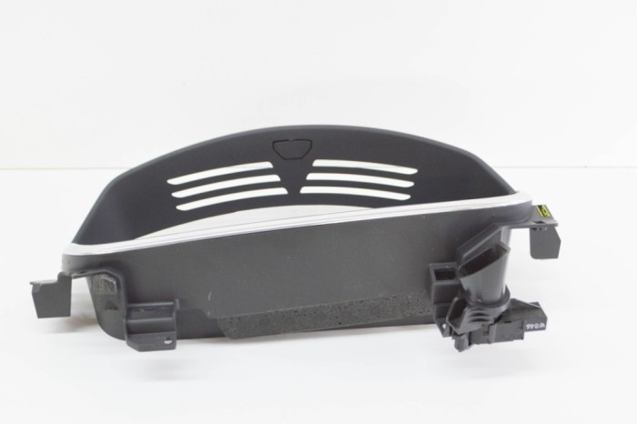 Ornament ceas de bord JAGUAR I-PACE X590 2019 OEM: J9D3-19C734-A,J9D3-10A894-A 17776073