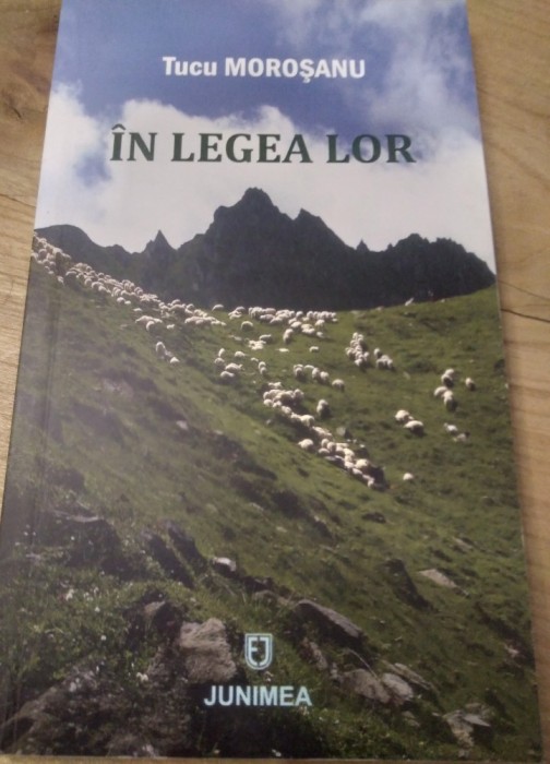 Carte 001 IN LEGEA LOR TUCU MOROSANU