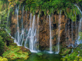 Fototapet de perete autoadeziv si lavabil Cascada inalta, 270 x 200 cm