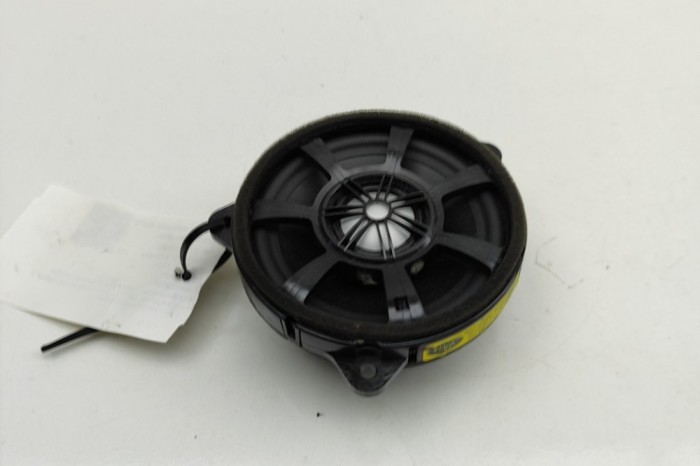 Difuzor ușă dreapta față LAND ROVER RANGE ROVER VELAR L560 2018 OEM: BJ32-18808-DC | 32192582