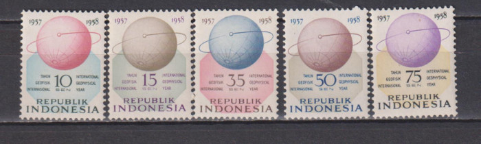 INDONEZIA 1958 ANUL INTERNATIONAL AL GEOFIZICII MI. 224-228 MNH+MH