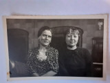 Fotografie dimensiune CP cu femeie și fată din Italia