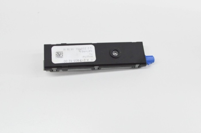 Amplificator de antena MERCEDES-BENZ E W213 2016 OEM: A2139056200 18786725