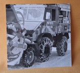 fotografie veche de colectie, camion de curatat zapada
